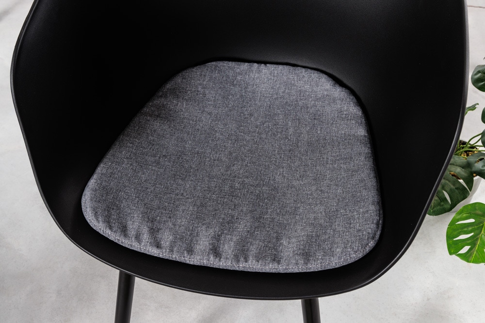 Moderner Stuhl DESIGNO schwarz Kunststoff Gartenstuhl mit Armlehnen Indoor Outdoor