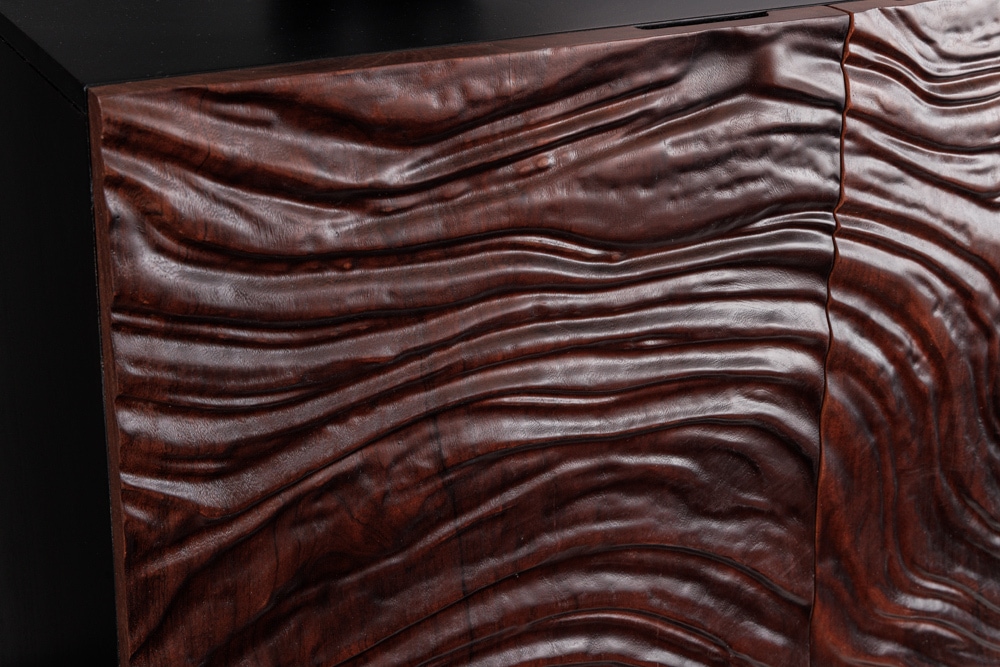 Massives Sideboard FLUID 175cm walnuss-braun Akazienholz 3D-Design schwarzer Sockelfuß