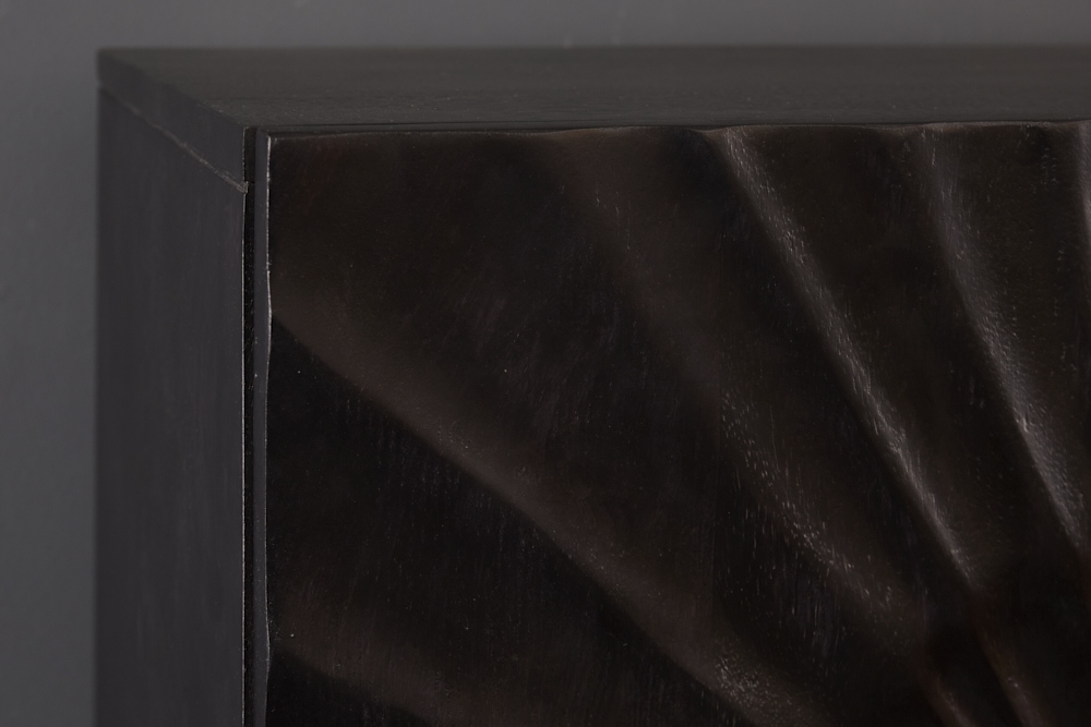 Massives Highboard SCORPION 120cm schwarz Mangoholz aufwendige 3D Schnitzereien