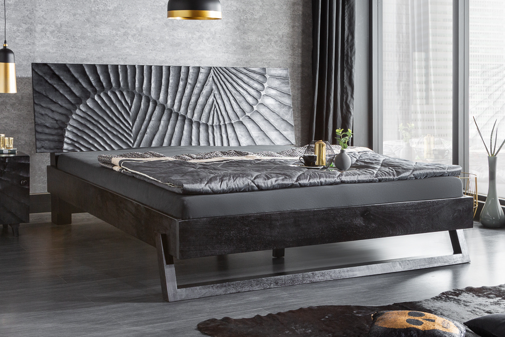 Design Bett SCORPION 180x200cm schwarz Mangoholz 3D Schnitzerei Massivholz Doppelbett