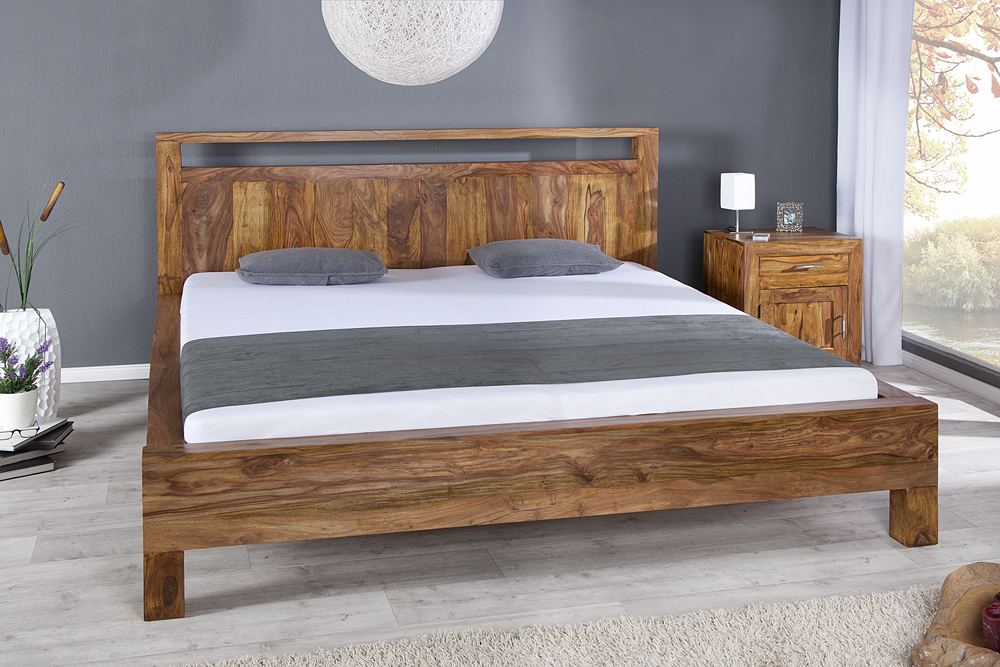 Massives Bett MAKASSAR 180x200cm braun Sheeshamholz stone finish