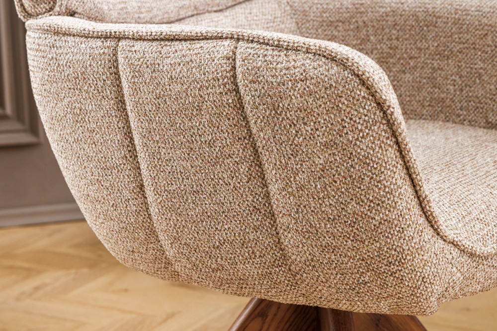 Drehbarer Stuhl UNIQUE taupe beige Strukturstoff Walnussholzbeine mit Armlehne