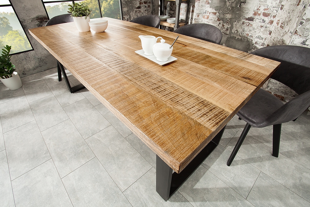 Massiver Esstisch IRON CRAFT 200cm natur Mangoholz Eisen Kufengestell Industrial Design