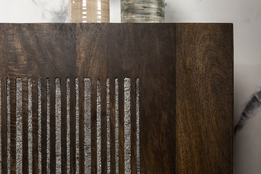 Massives Sideboard ONYX 180cm dunkelbraun Mangoholz Edelstein Achat gold Metallgestell