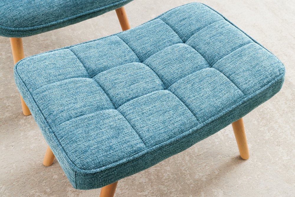 Moderner Hocker SCANDINAVIA blau Strukturstoff Massivholz-Beine Fußhocker