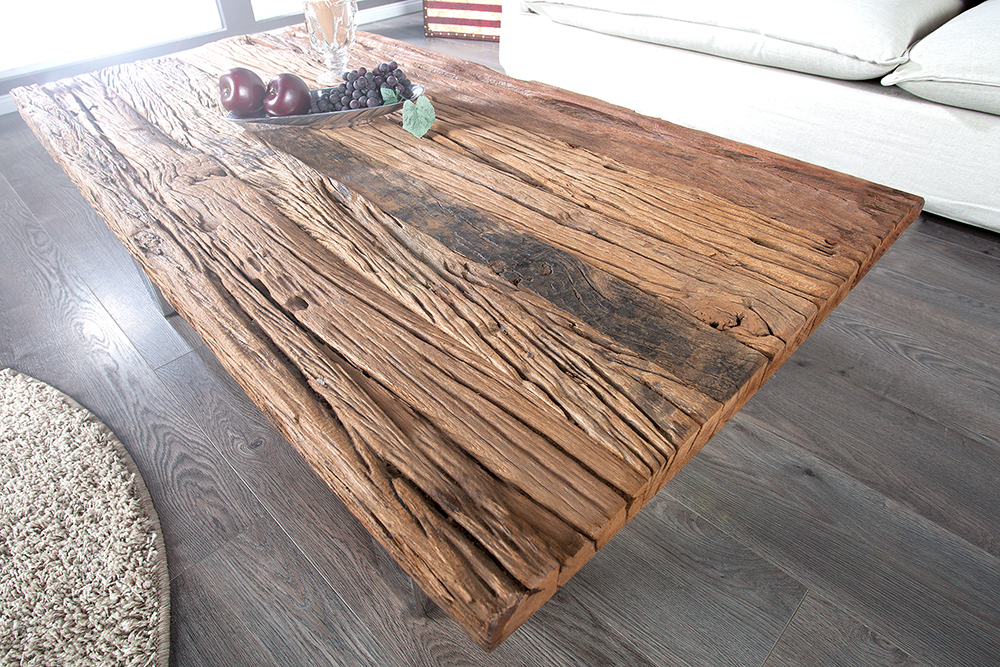 Eindrucksvoller Couchtisch BARRACUDA 110cm antik Teakholz mit Kufengestell und Glas