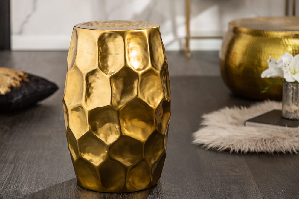 Handgefertigter Beistelltisch ORGANIC ORIENT 50cm gold Metall Hammerschlag Design rund