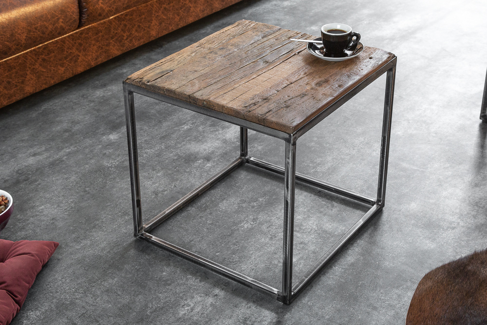 Industrial Beistelltisch BARRACUDA 40cm recyceltes Massivholz mit geflexten Beinen