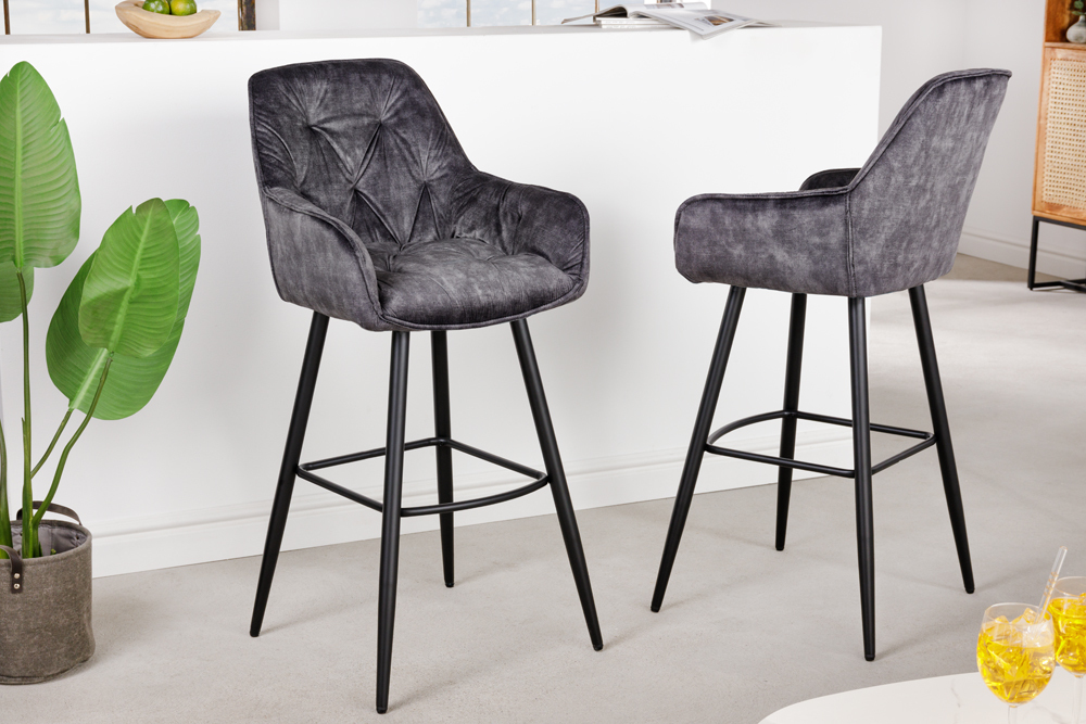 Design Barhocker MILANO grau Samt Barstuhl mit Lehne Metall schwarz Chesterfield-Steppung Design Barhocker MILANO grau Samt Barstuhl mit Lehne Metall schwarz Chesterfield-Steppung