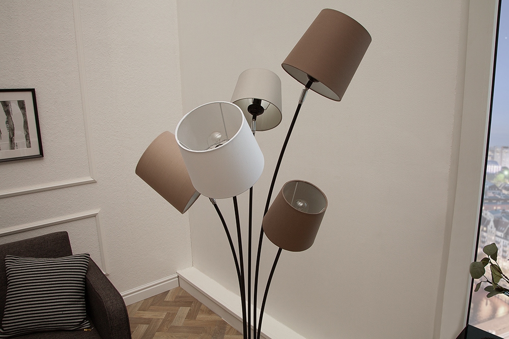 Design Stehlampe LEVELS 176cm weiß beige braun mit 5 Leinenschirmen