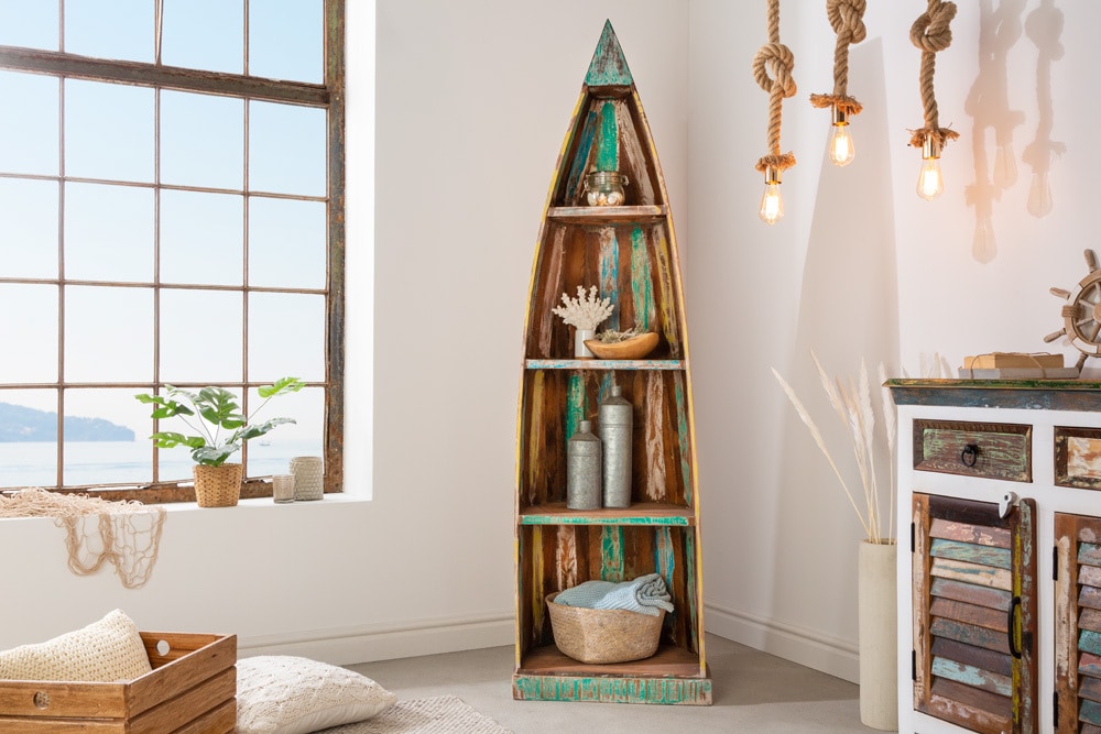 Dekoratives Bootsregal JAKARTA 190cm bunt Massivholz aus recycelten Fischerbooten Bücherregal