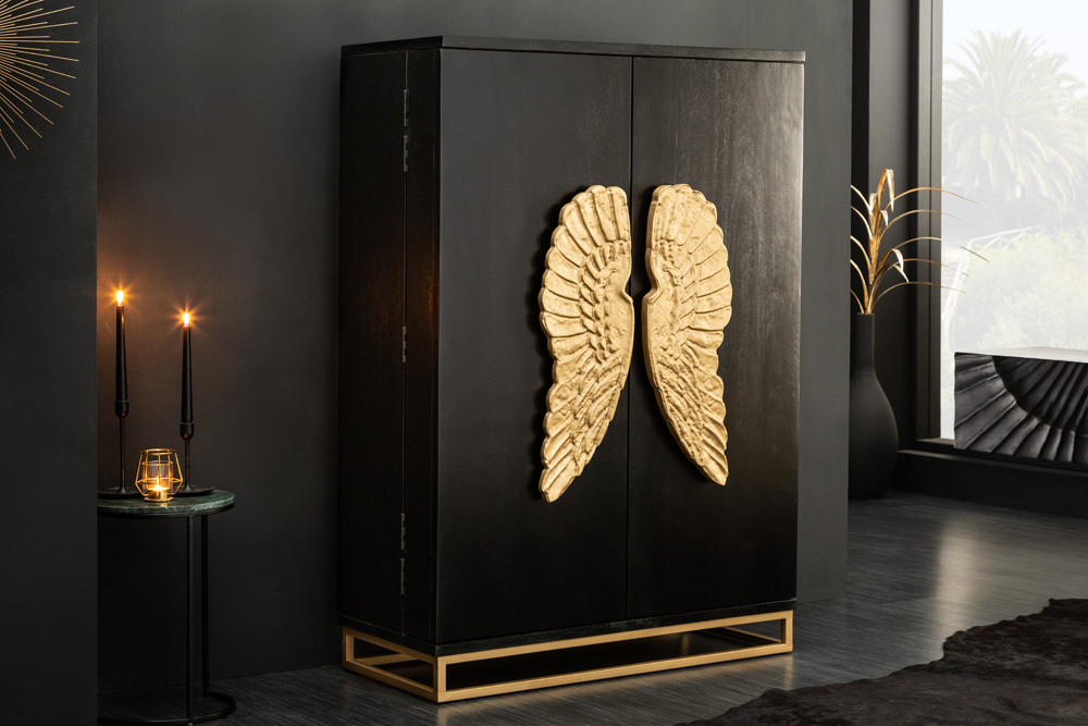 Extravaganter Barschrank ANGEL 140cm schwarz Mangoholz mit goldenen Flügeln