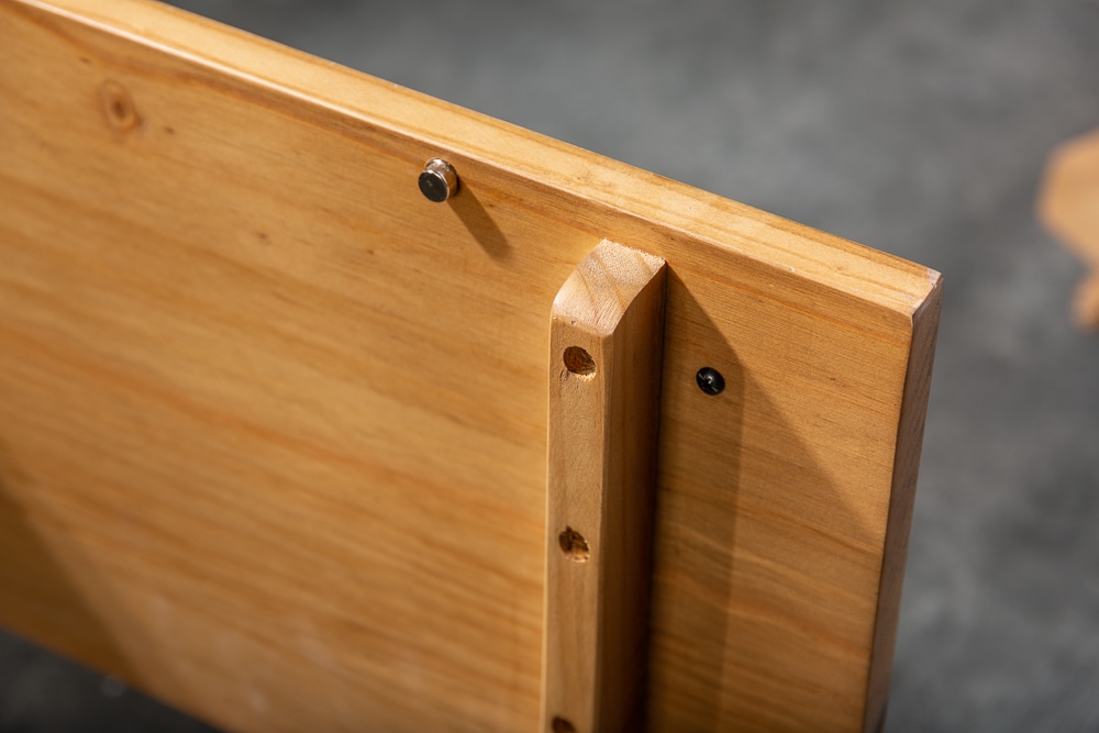 Massives TV-Lowboard THOR 200cm recyceltes Pinienholz im Industrial Design