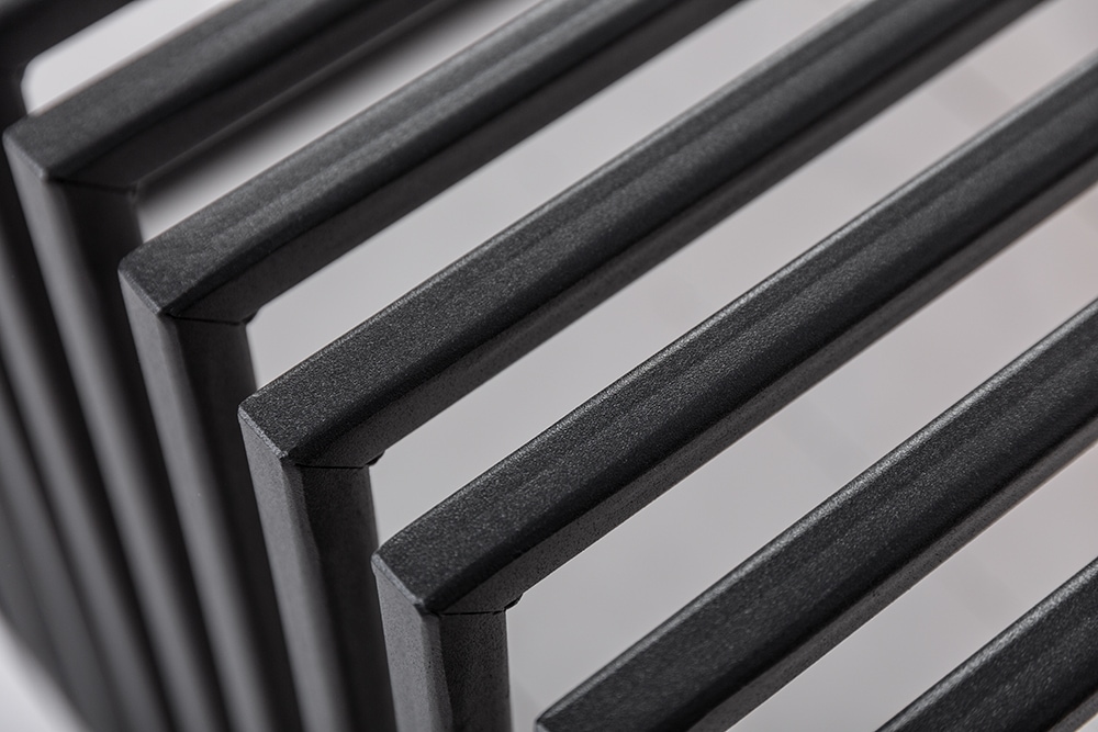 Massivholz Couchtisch ARCHITECTURE 100cm Eiche geölt schwarzes Metallgestell