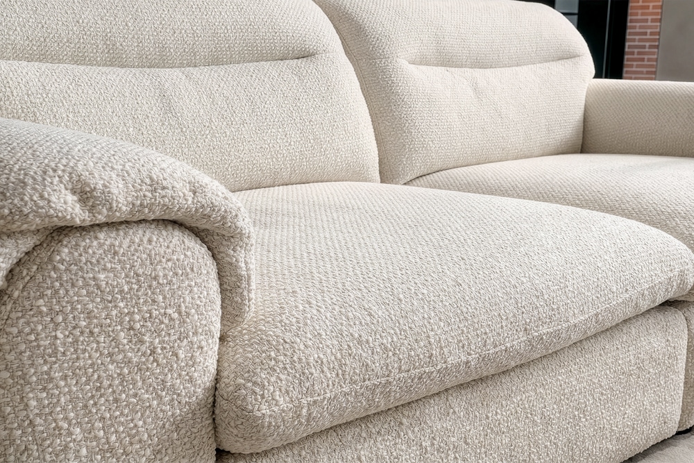 3-Sitzer Sofa SIXTH SENSE 210cm beige Bouclé-Strickstoff mit Nosagfederung und Daunenfedern