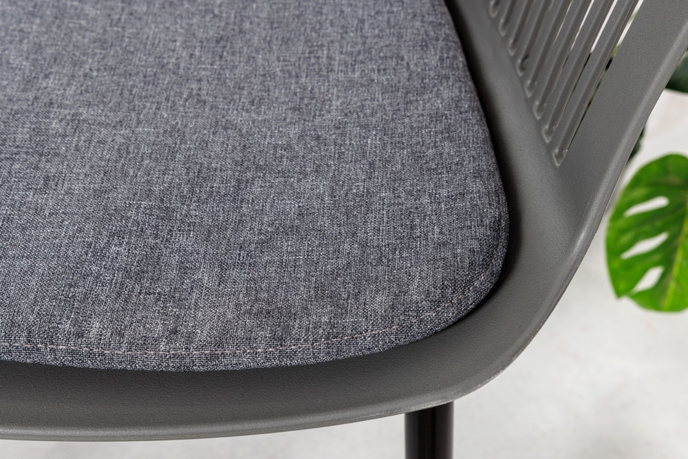 Design Stuhl AIRE grau Kunststoff Stahlgestell Indoor Outdoor inkl. Kissen
