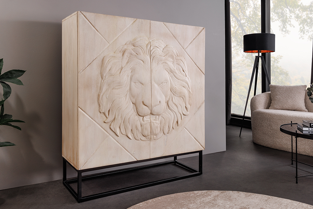 Massives Highboard LION 120cm creme Mangoholz schwarz Metall 3D Schnitzereien Kunstwerk