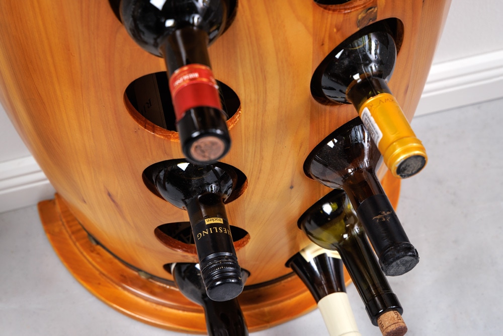 Massives Weinregal BODEGA 84cm natur Pinienholz Weinfass Barschrank für 14 Flaschen
