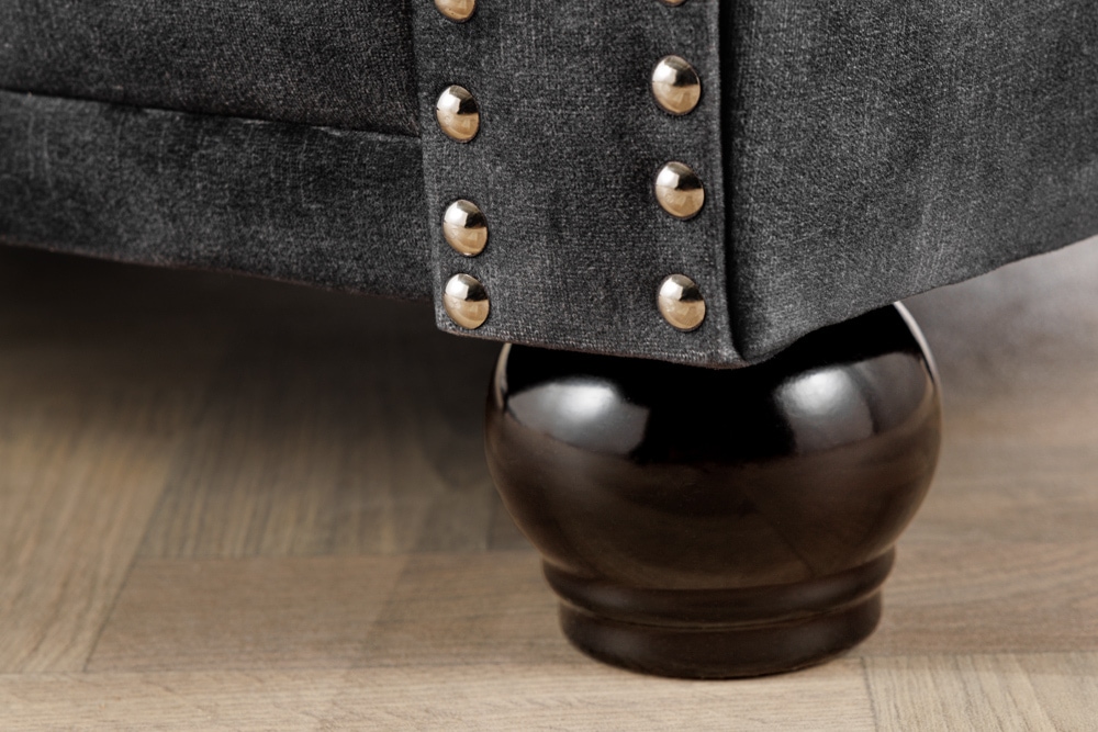Barocker Sessel CHESTERFIELD grau Samt Federkern mit Knopfheftung