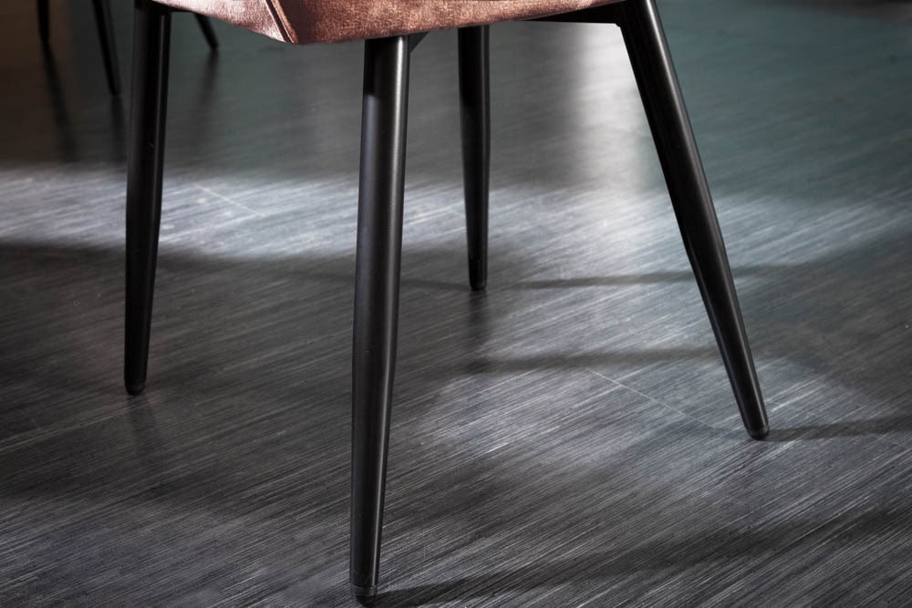 Design Stuhl MILANO rost braun Samt mit Armlehne Ziersteppung gepolstert schwarze Metallbeine