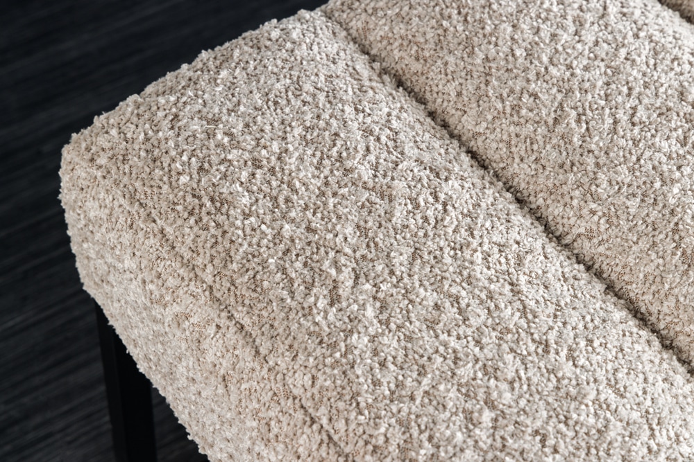 Design Sitzbank PETIT BEAUTÉ 110cm champagner greige Bouclé schwarzes Metallgestell