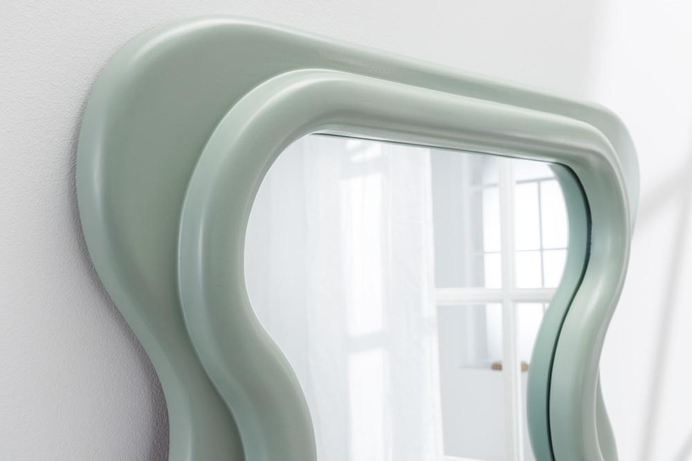 Design Wandspiegel CURVY 160cm salbeigrün