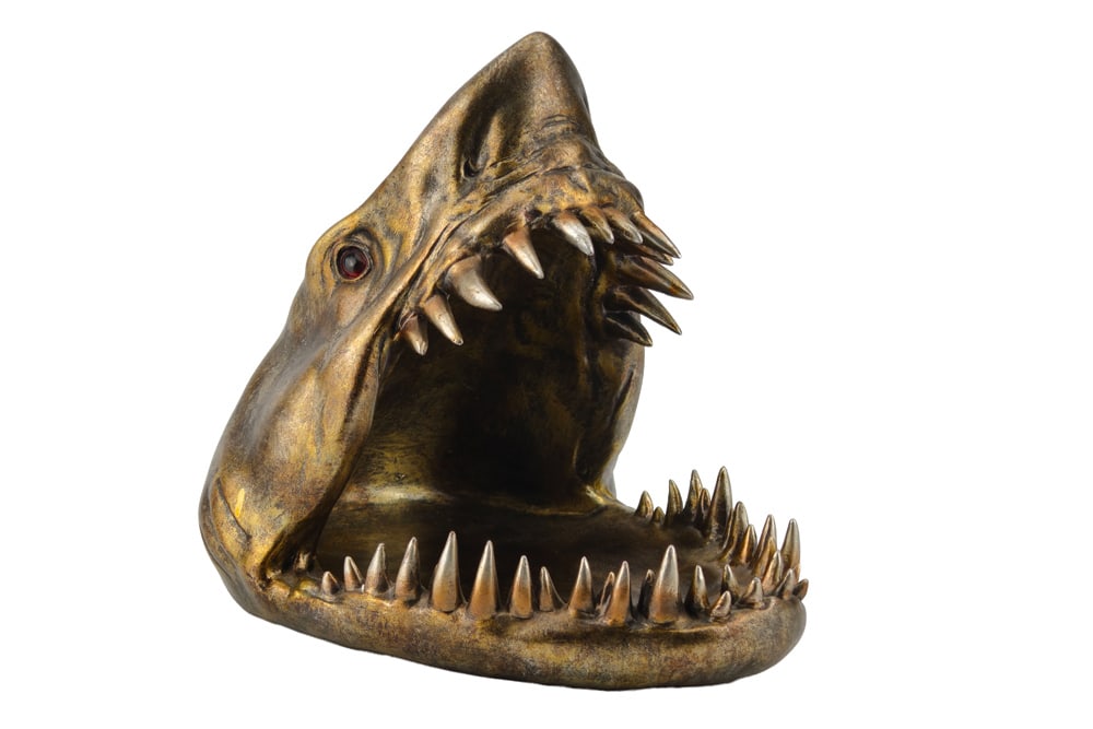 Deko-Figur SHARK HEAD 25cm bronze mit Ablagefach handmade