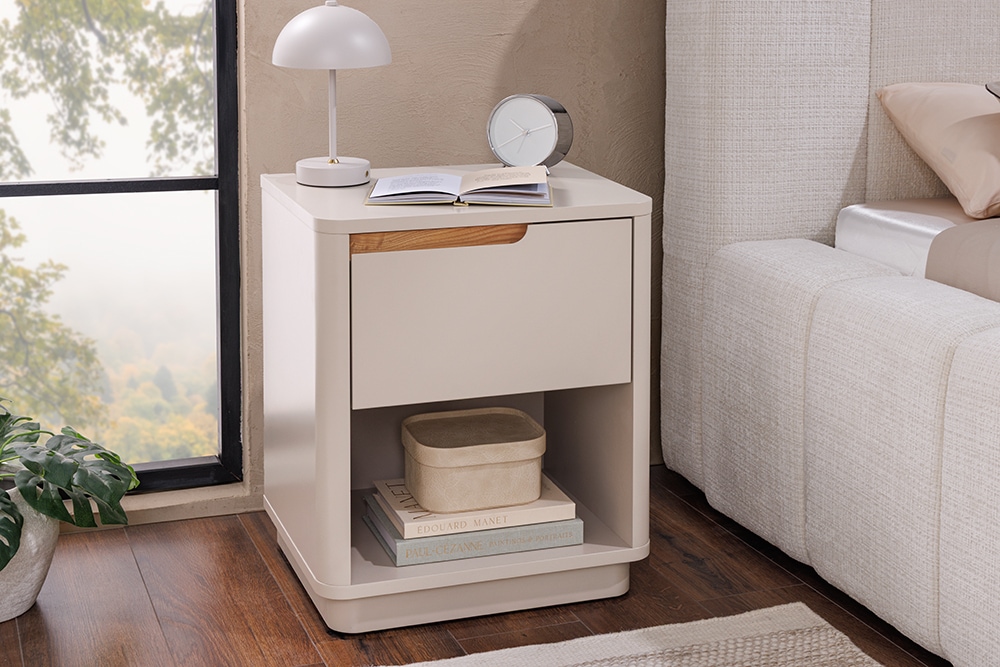 Design Nachtschrank LIV 55cm cashmere weiß mit Schublade und offenem Fach Design Nachtschrank LIV 55cm cashmere weiß mit Schublade und offenem Fach