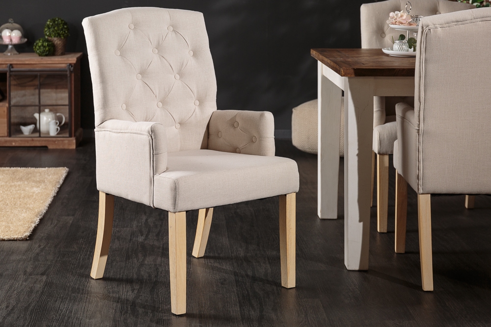 Eleganter Armlehnen Stuhl CASTLE beige mit Chesterfield Steppung im Landhausstil