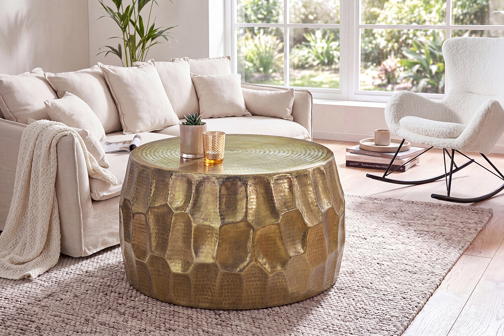 Runder Couchtisch ORGANIC ORIENT 70cm gold Metall Hammerschlag 3D-Design handmade