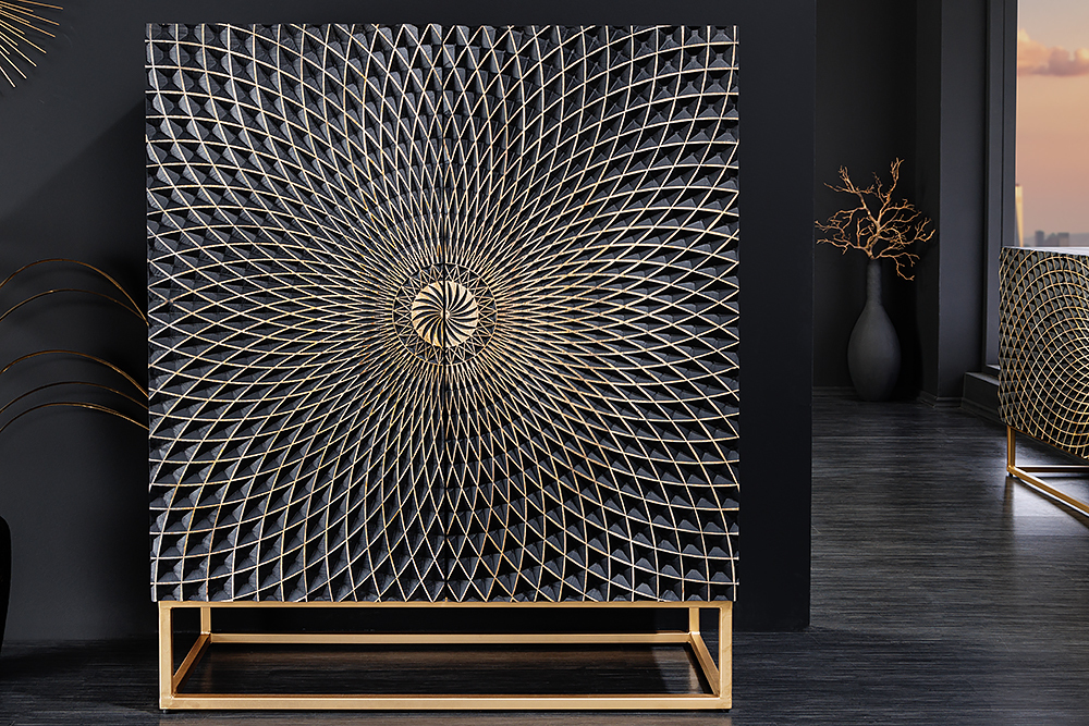 Design Highboard ILLUSION 120cm schwarz Mangoholz Massivholz mit 3D Schnitzereien gold Eisen Metallgestell