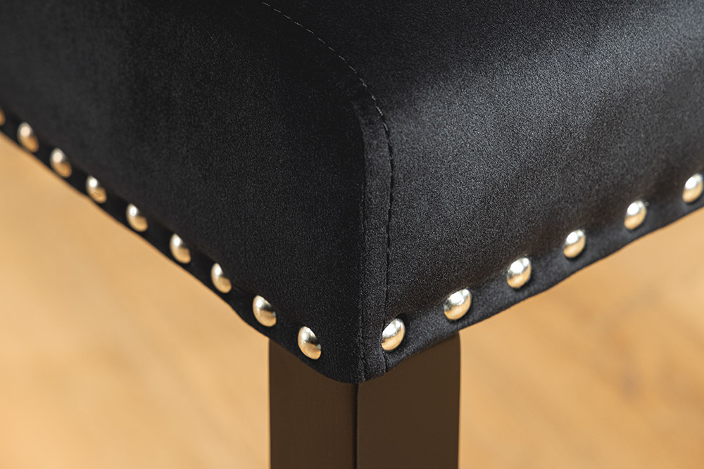 Chesterfield Stuhl CASTLE schwarz Samt Gummiholz Ziernieten