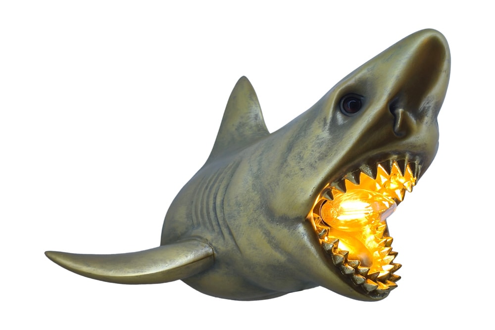 Moderne Wandlampe SHARK 40cm gold Hai-Skulptur handmade