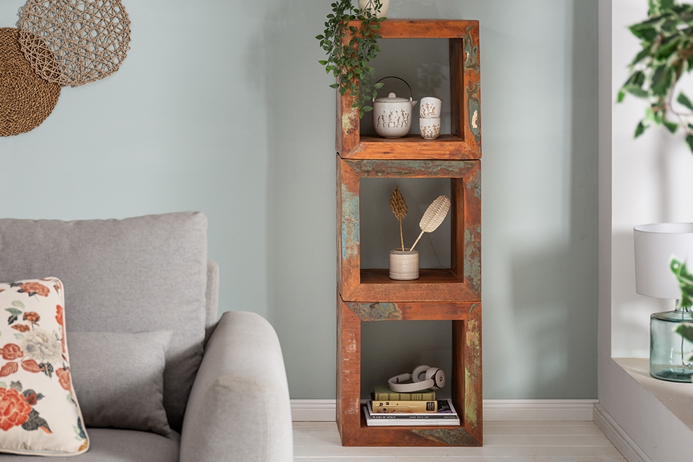 Massiver Beistelltisch JAKARTA 45cm bunt Cube aus recyceltem Holz Regal
