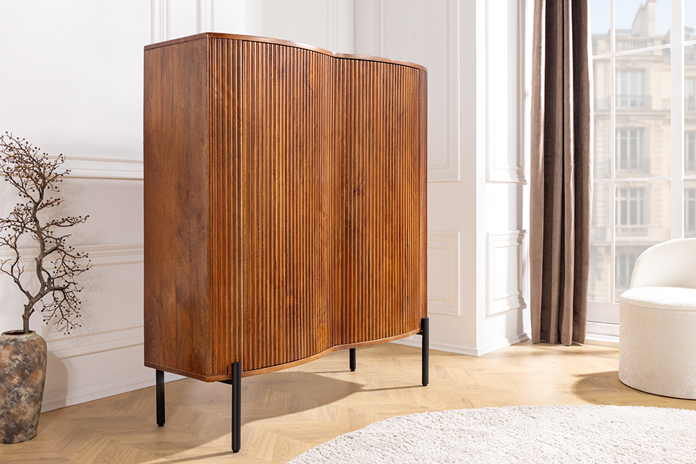 Massives Highboard GRANDEUR 120cm braun Mangoholz schwarz Metall Massives Highboard GRANDEUR 120cm braun Mangoholz schwarz Metall
