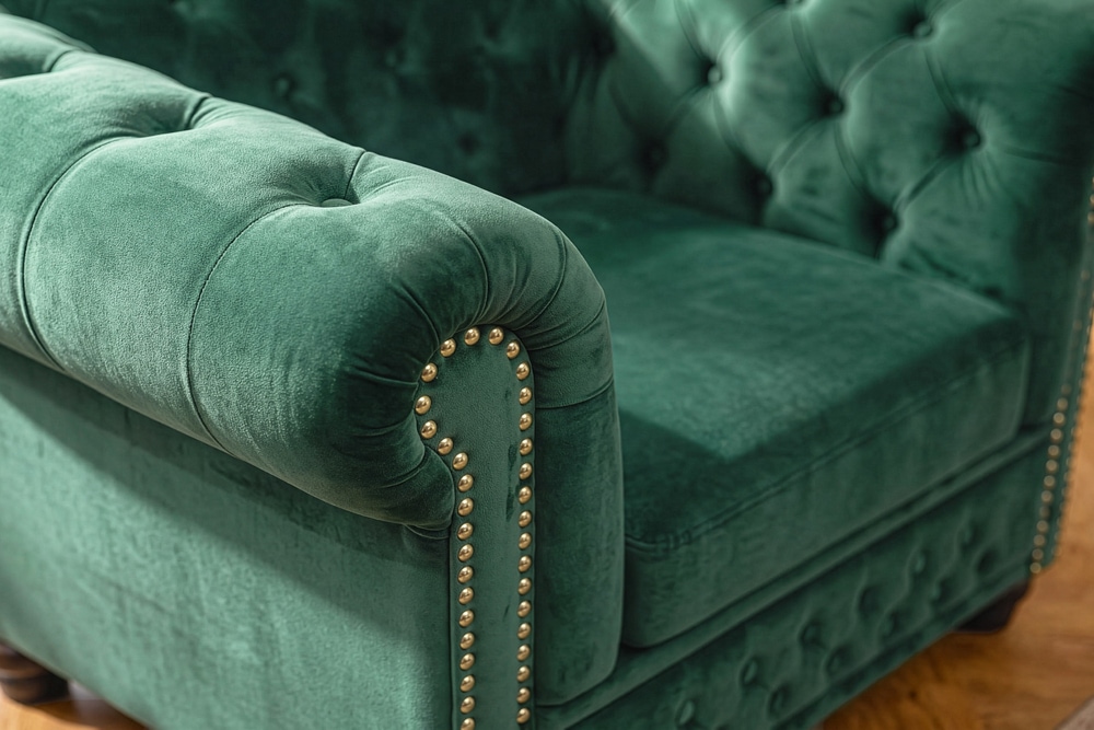 Barocker Sessel CHESTERFIELD flaschengrün Samt Federkern mit Knopfheftung