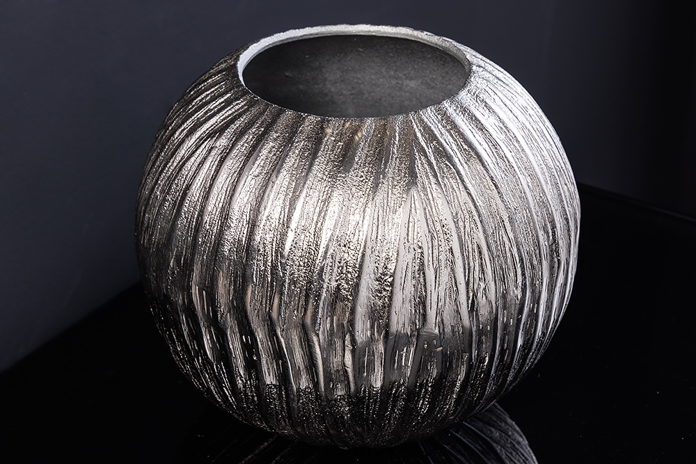 Handgefertigte Deko-Vase ELEGANCE 25cm silber Hammerschlag Design