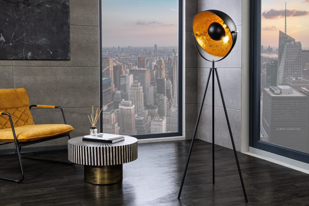 Industrial Stehlampe STUDIO 150cm schwarz Blattgold-Optik neigbarer Schirm Industrial Stehlampe STUDIO 150cm schwarz Blattgold-Optik neigbarer Schirm