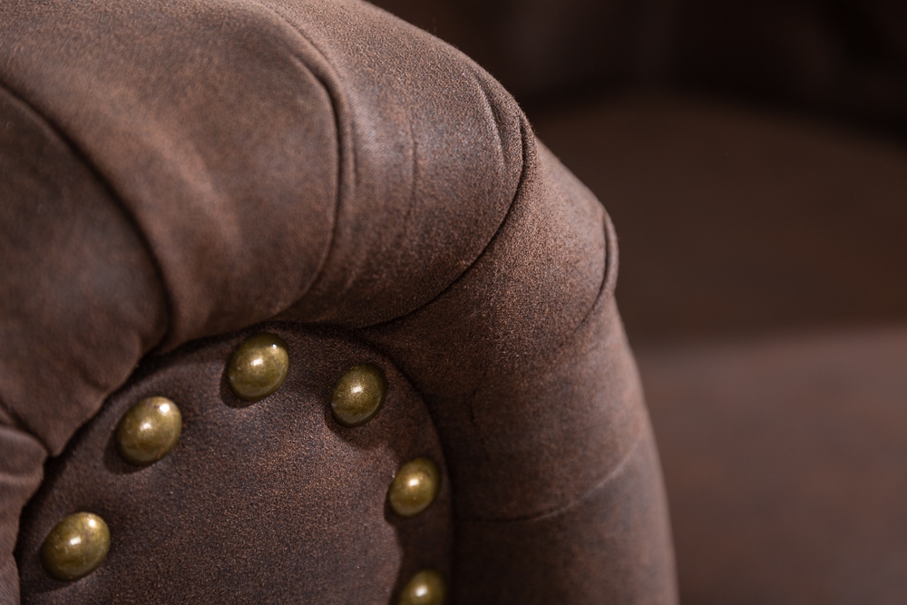 Chesterfield Sessel 110cm vintage braun mit Knopfheftung und Federkern