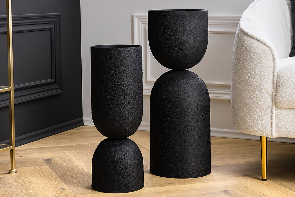 Moderne Vase SANDGLASS XL 70cm schwarz Eisen handmade beidseitig nutzbar