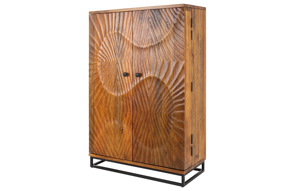 Massiver Barschrank SCORPION 141cm braun Mangoholz aufwendige 3D Schnitzereien