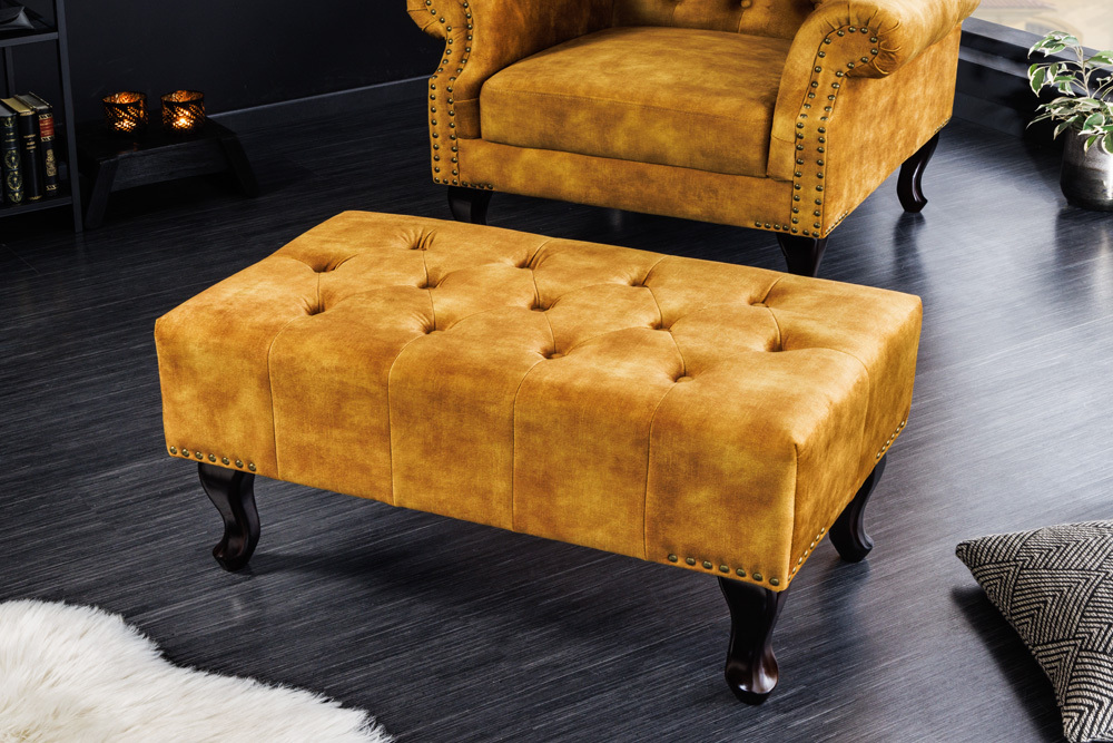 Design Fußhocker CHESTERFIELD 80cm senfgelb Samt Knopfheftung Nietenbesatz