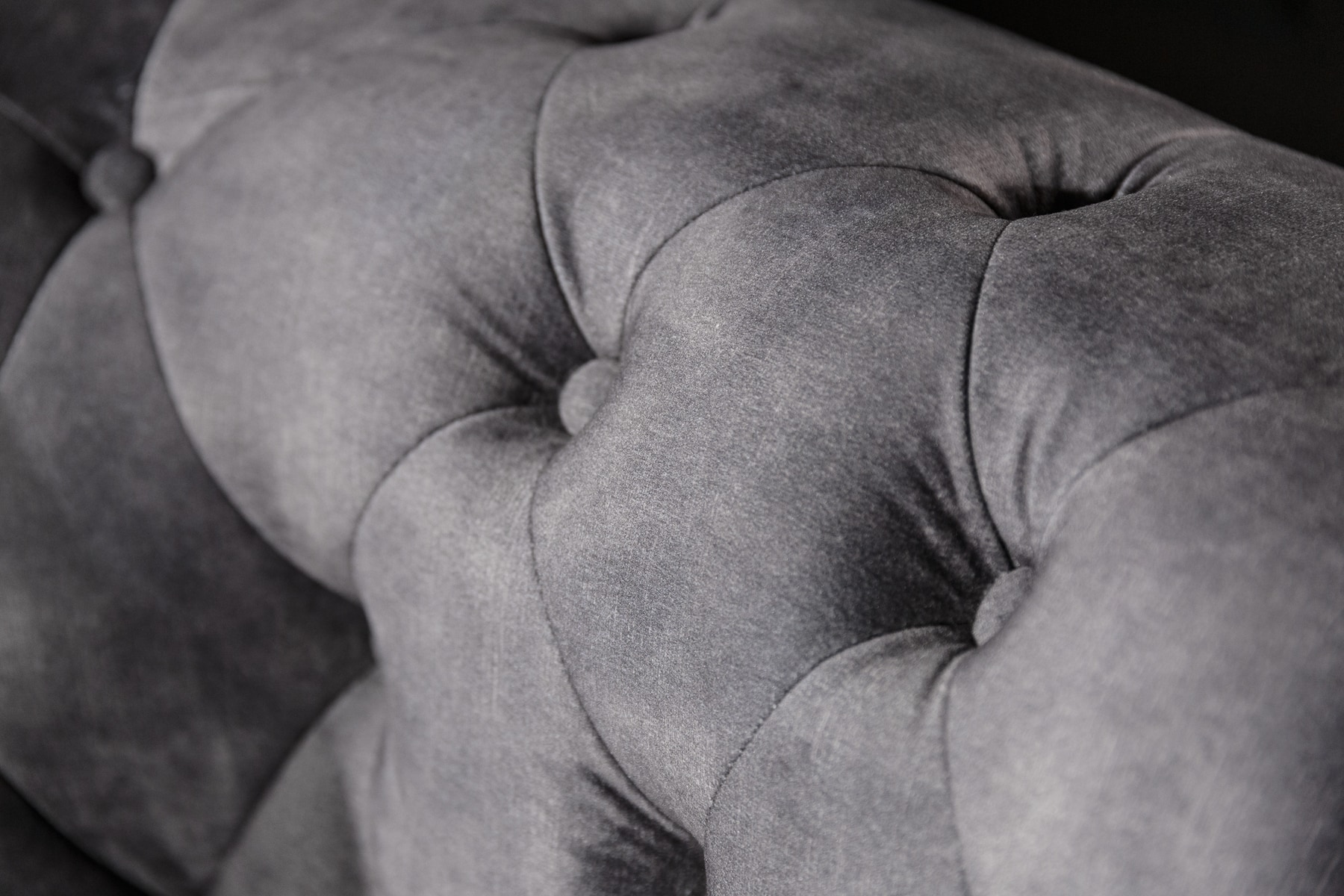 Chesterfield 3-Sitzer Sofa 205cm grau Samt Federkern Knopfheftung