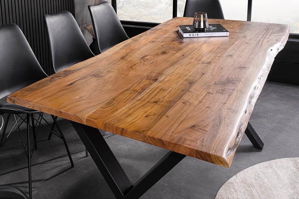 Massivholz Esstisch MAMMUT 160cm Akazie Baumkante X-Gestell Industrial Design 2,6 cm Platte