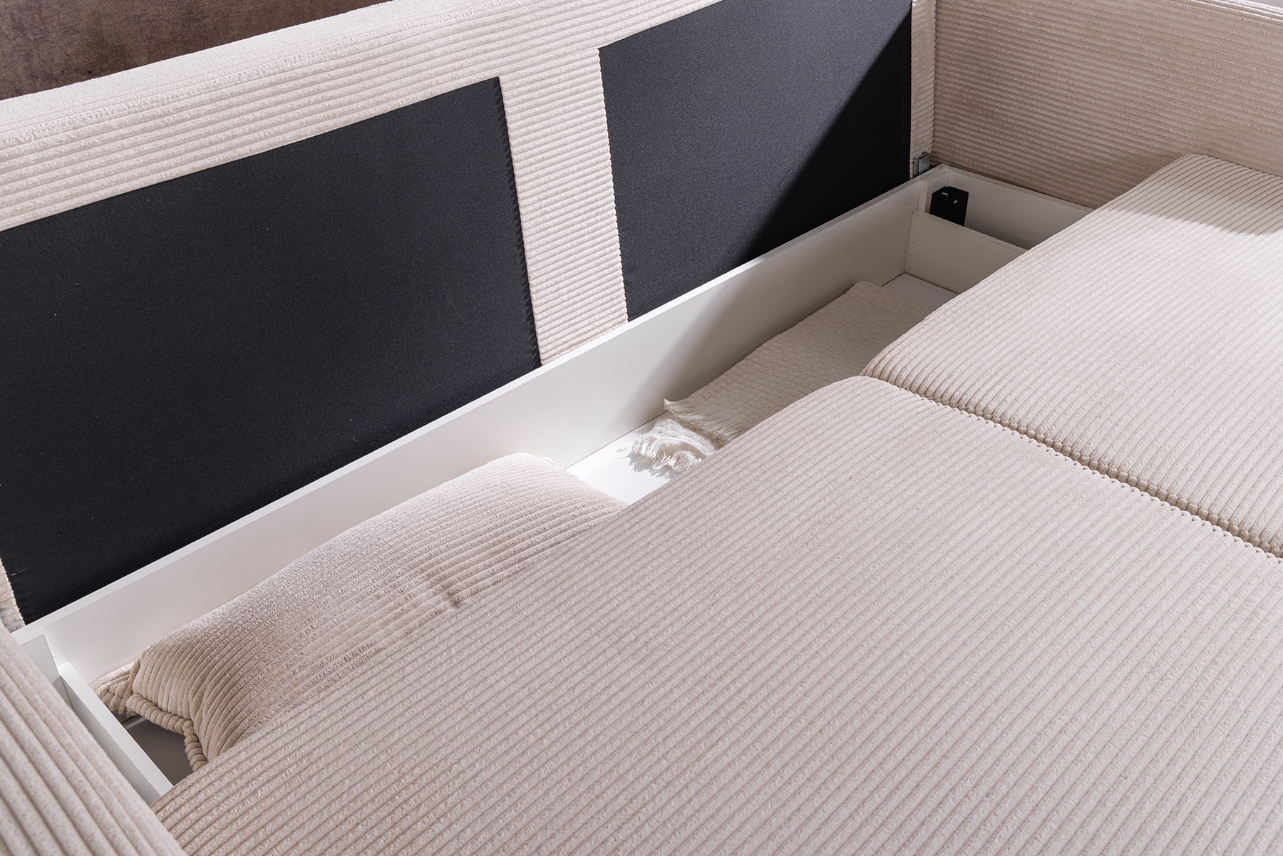 XXL Sofa mit Schlaffunktion APARTMENT beige Cord inkl. Bettkasten und Kissen