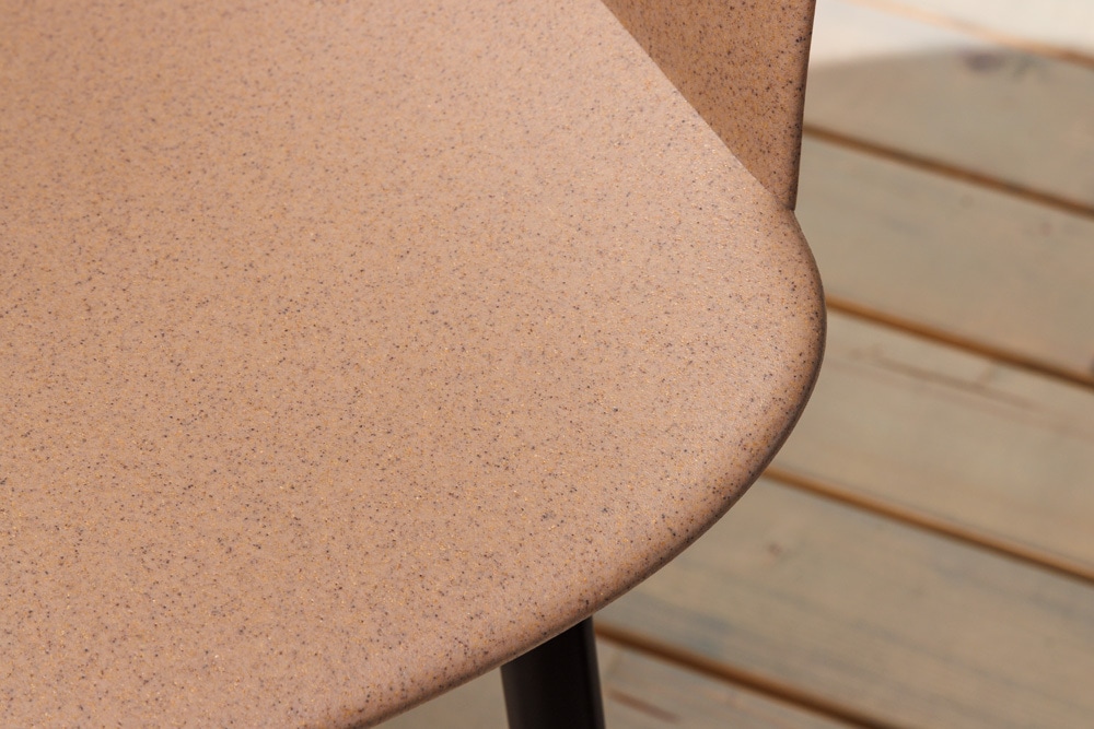 Nachhaltiger Design Stuhl UPCYCLING ME braun 70% Kaffeefaser Indoor Outdoor