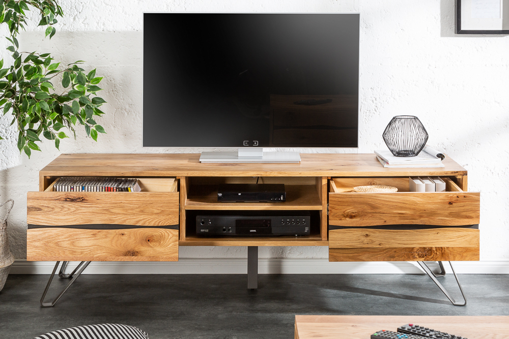 Massives TV-Board LIVING EDGE 160cm Wildeiche geölt Baumkanten Lowboard