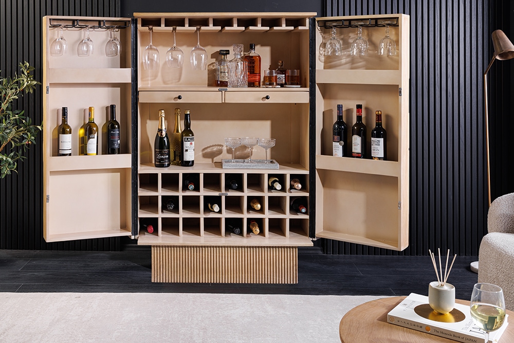 Design Barschrank ART DECO 140cm weiß gekälkt Mangoholz 3D-Front
