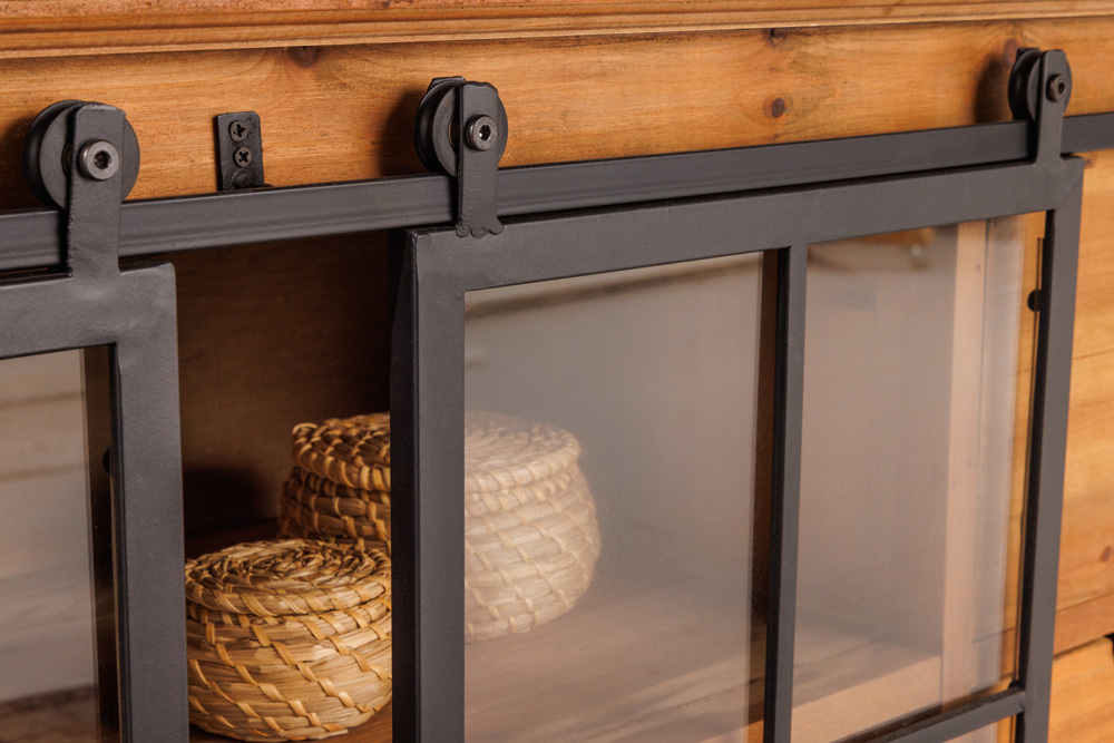 Massives Sideboard HERITAGE 150cm natur Pinienholz Industrial-Türen Metall Vitrine