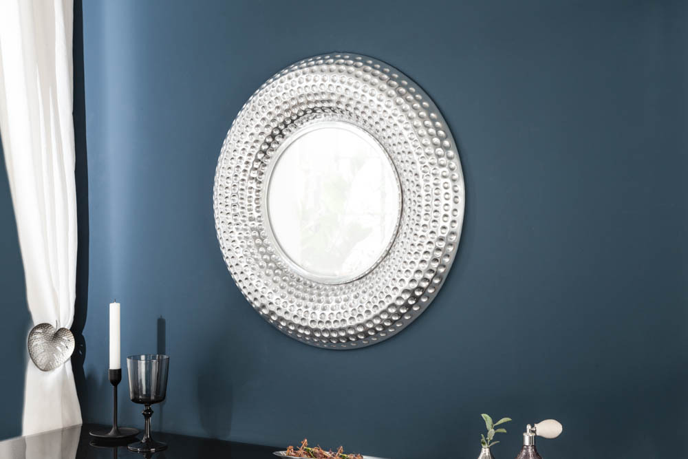 Handgearbeiteter Wandspiegel ORIENT 60cm silber im Hammerschlag Design aus Metall